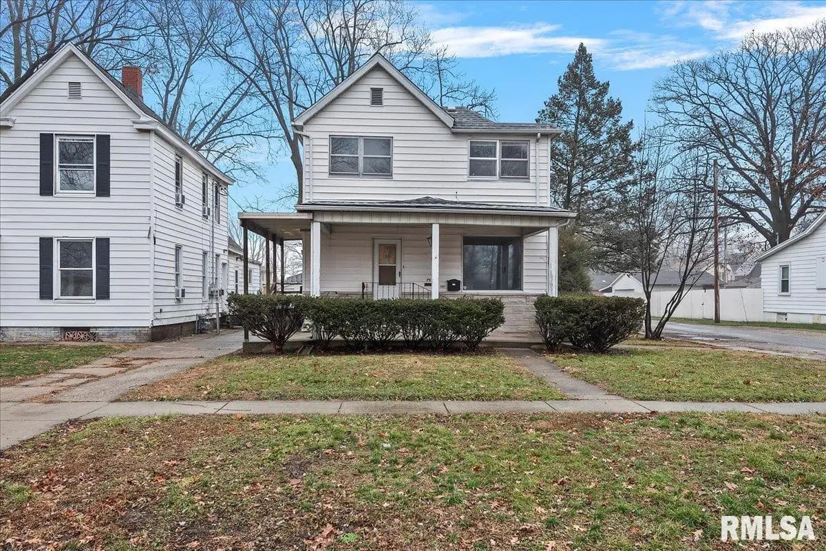 202 N State St - Unit 1/2 - Image 1